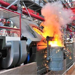 重鑄鐵業(yè)中頻電爐